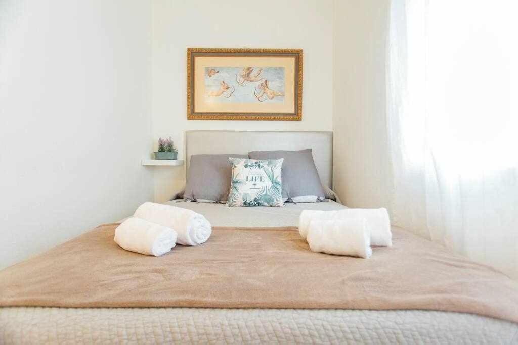 Apartamento Boutique Abades Seville Exterior photo